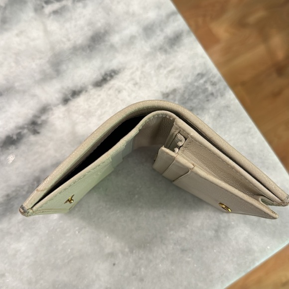 GUCCI
Diana Card Case Wallet - off white - Picture 6 of 11